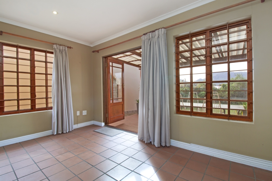 3 Bedroom Property for Sale in Capri Western Cape
